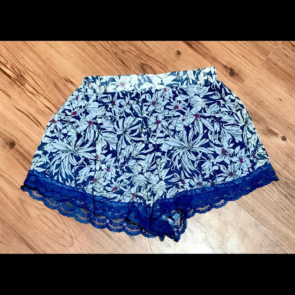 Lush Shorts